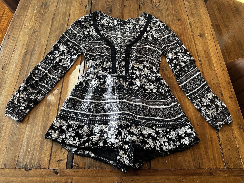 House of Harlow 1960 Ainsley Boho Black White Romper Women's Size XS Long Sleeve